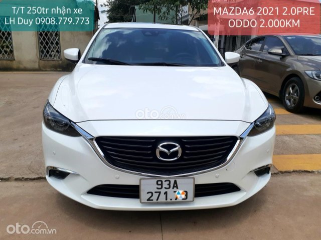 Xe Mazda 6 2.0AT Luxury đời 2020, màu trắng như mới giá cạnh tranh0