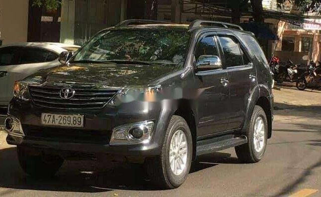 Bán ô tô Toyota Fortuner sản xuất 2012, màu xám, nhập khẩu nguyên chiếc