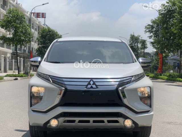 Bán Mitsubishi Xpander 1.5AT sản xuất 2019, màu trắng chính chủ0