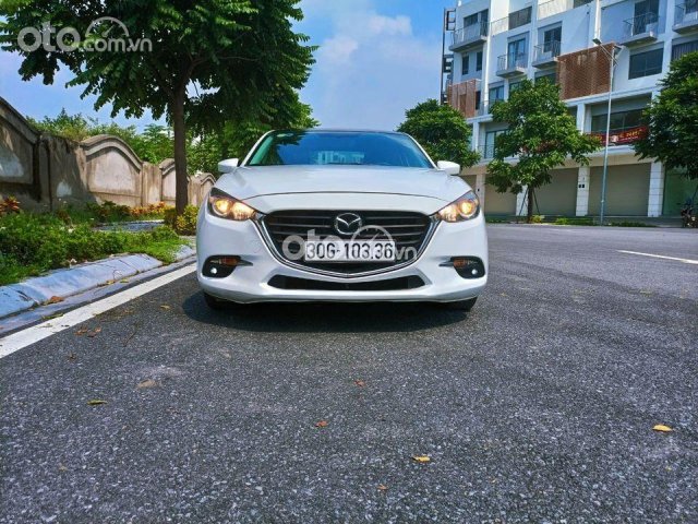 Bán Mazda 3 đời 2017, màu trắng chính chủ0