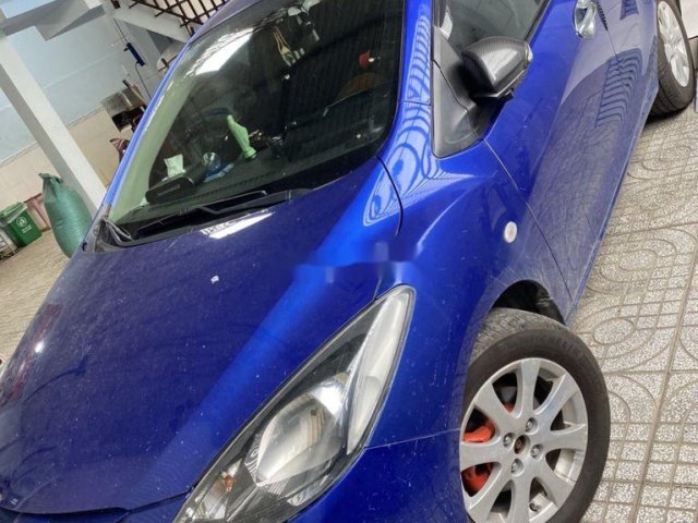 Cần bán Mazda 2 năm 2012, màu xanh lam