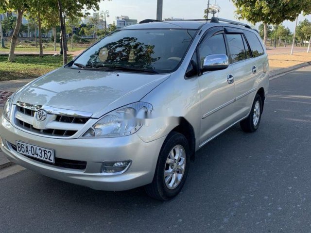 Bán Toyota Innova G năm sản xuất 2007, màu bạc, nhập khẩu nguyên chiếc xe gia đình