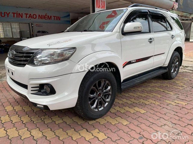 Bán Toyota Fortuner Sportivo sản xuất năm 2016, màu trắng số tự động