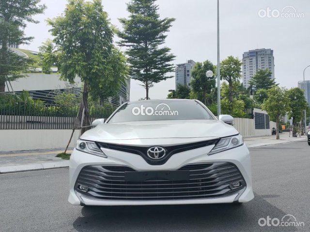 Toyota Camry 2021, giá tốt nhất khu vực miền bắc, tặng kèm nhiều phụ kiện, đủ màu giao ngay, hỗ trợ bank 80%0