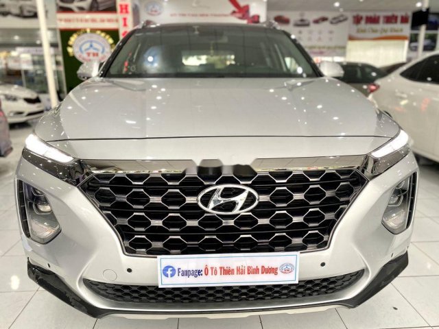 Bán Hyundai Santa Fe năm sản xuất 2020, màu bạc còn mới  0