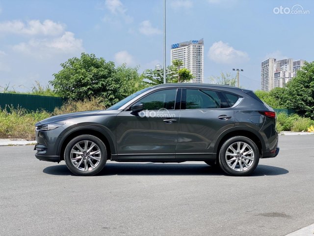 Bán nhanh Mazda CX5 Luxury sx 2020 xe biển Sài Gòn, xe tư nhân có lịch sử bảo dưỡng của hãng