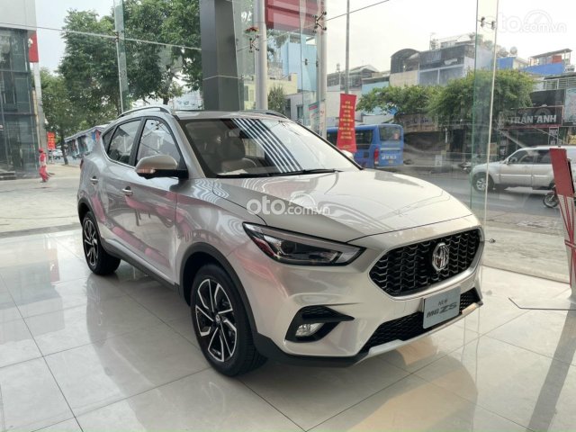 Xe MG ZS sản xuất năm 2021, khuyến mãi ngập tràn tháng 11