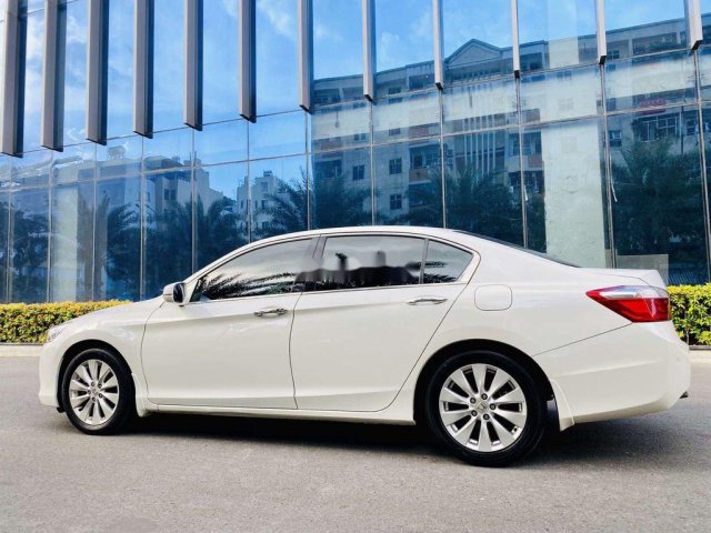 TungEpu bán xe Sedan HONDA Accord 2014 màu Đen giá 1 tỷ 200 triệu ở Hà Nội