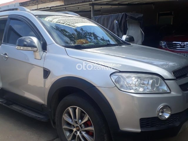 Xe gia đình cần tìm chủ mới cho chiếc Chevrolet Captiva sản xuất năm 20080