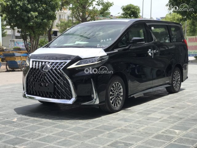 Lexus LM 300h Royal Lounge 2021 bản 7 chỗ, Hà Nội. Giá tốt giao xe ngay0