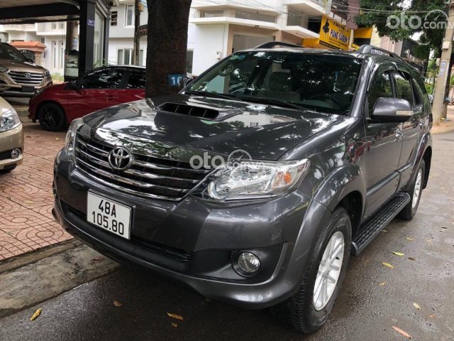 Bán Toyota Fortuner 2.5G sản xuất 2013, màu xám còn mới0