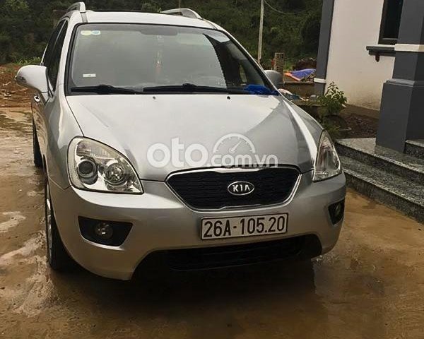 Cần bán gấp Kia Carens 2011, màu bạc, nhập khẩu, giá tốt