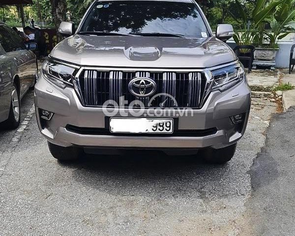 Cần bán Toyota Prado năm sản xuất 2020, màu xám, xe nhập 0