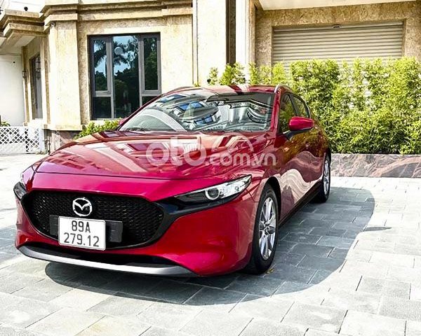 Cần bán gấp Mazda 3 1.5 đời 2020, màu đỏ còn mới0