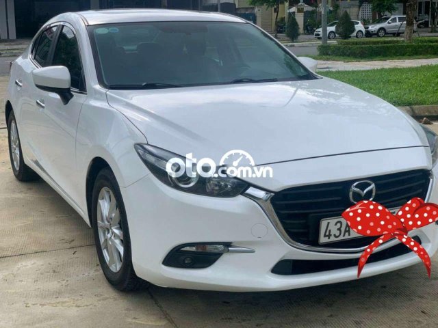 Cần bán lại xe Mazda 3 đời 2018, màu trắng, giá chỉ 545 triệu0