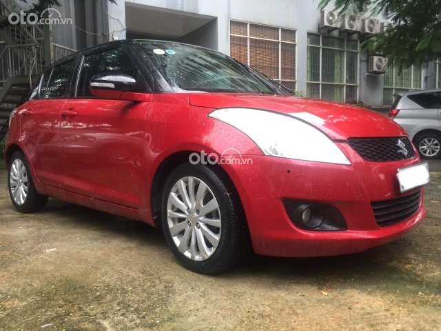 Cần bán lại xe Suzuki Swift sản xuất 20150