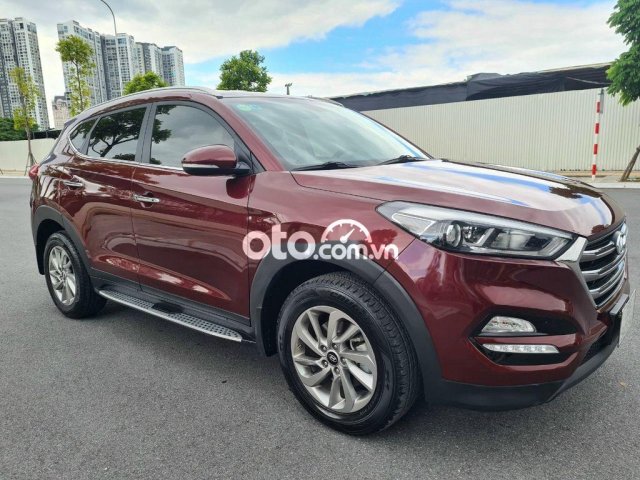 Bán xe Hyundai Tucson đời 2018, màu đỏ0