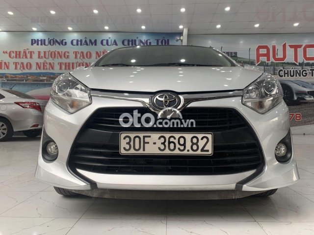 Bán Toyota Wigo sản xuất năm 2018, màu bạc chính chủ0