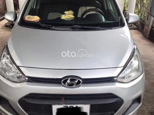 Bán Hyundai Grand i10 2016, màu bạc, nhập khẩu  0