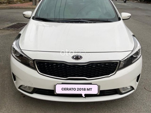 Bán Kia Cerato 1.6 MT sản xuất 2018, màu trắng 0