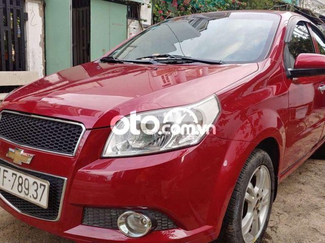 Cần bán lại xe Chevrolet Aveo sản xuất năm 2016 còn mới