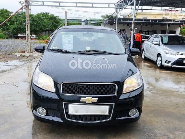 Bán Chevrolet Aveo 2017, màu đen số sàn0