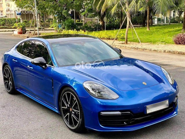 Porsche Panamera full option 2018, màu xanh