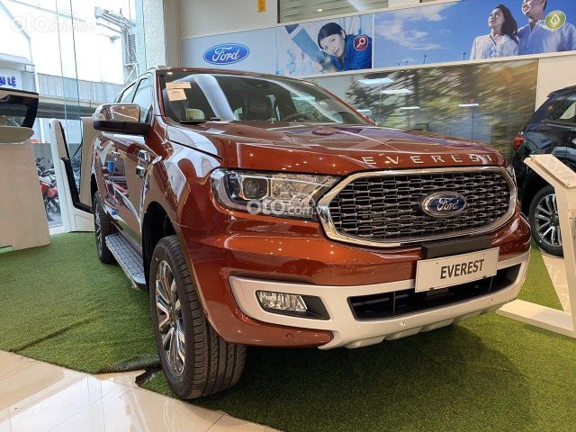 Ford Everest Biturbo 4x4 10AT chỉ từ 300 tr nhận xe ngay. Xe đủ màu giao ngay, không cần CM thu nhập ưu đãi lớn nhất năm + full phụ kiện chính hãng0