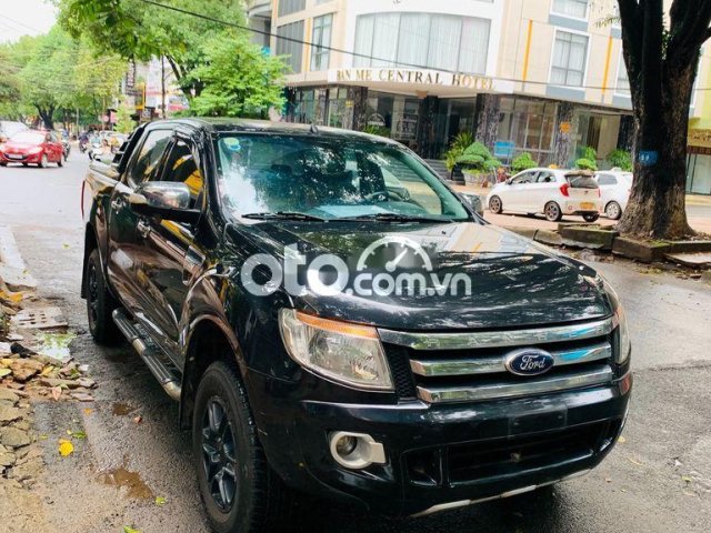 Cần bán lại xe Ford Ranger XLT năm sản xuất 2013, xe nhập0