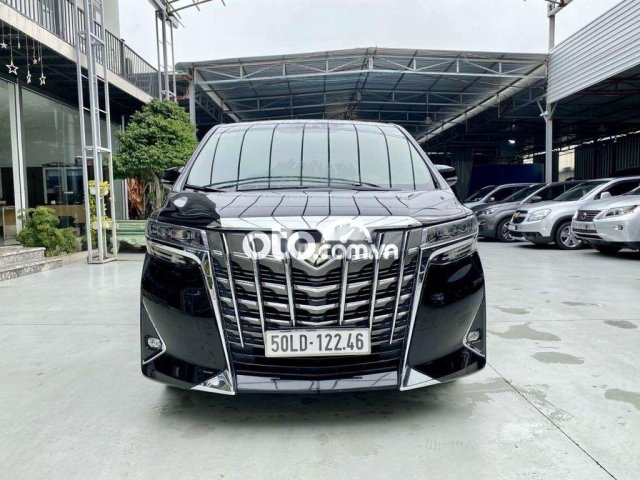 Bán xe Toyota Alphard sản xuất năm 2018, màu đen, nhập khẩu0