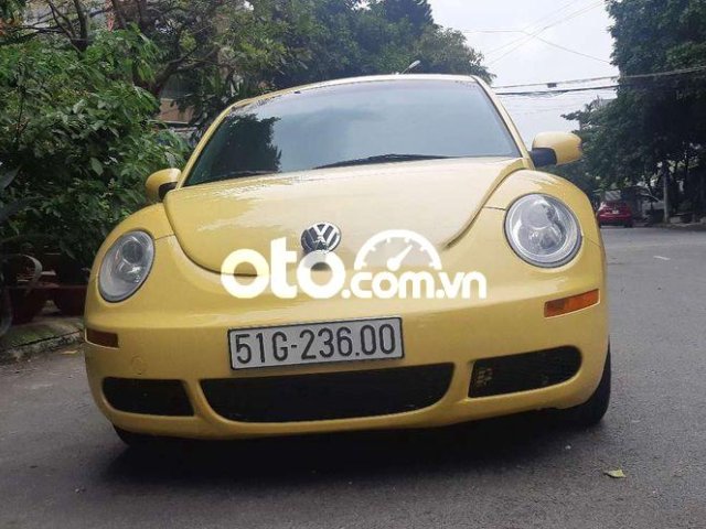 Cần bán xe Volkswagen New Beetle sản xuất 2007, màu vàng, nhập khẩu nguyên chiếc