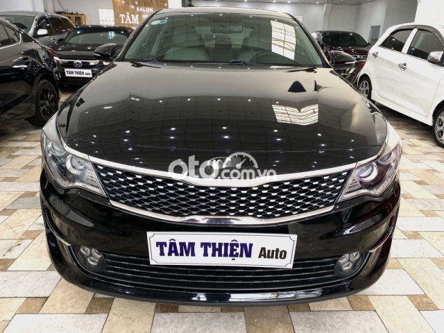 Bán xe Kia Optima 2.0AT đời 2017, màu đen