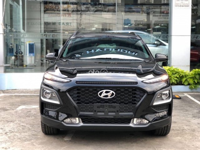 Hyundai Kona khuyến mãi ngay gói 65 triệu giảm 50% lệ phí trước bạ, giá tốt nhất miền Tây