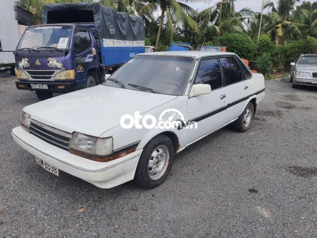 Cần bán Toyota Corona sản xuất 1986, màu trắng, nhập khẩu