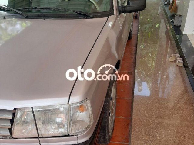 Bán xe Peugeot 309 năm 1988, màu xám, xe nhập còn mới, giá 32tr