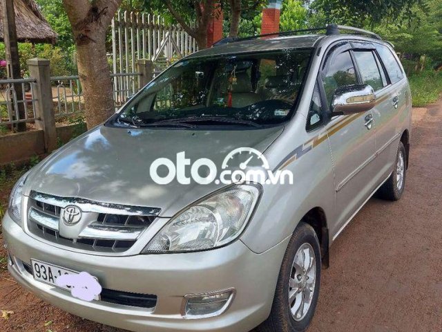 Xe Toyota Innova năm sản xuất 2006, màu bạc, nhập khẩu, 225 triệu0