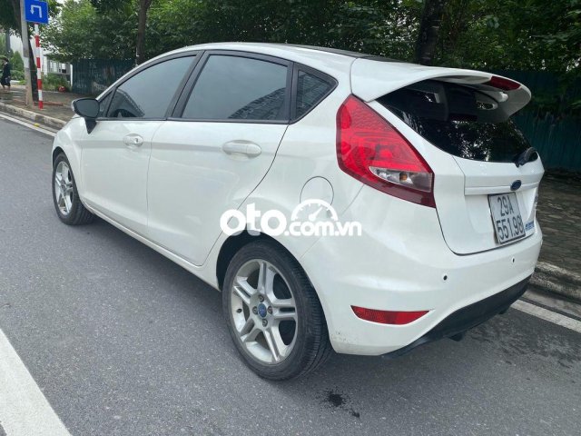 Bán ô tô Ford Fiesta đời 2012, màu trắng giá cạnh tranh