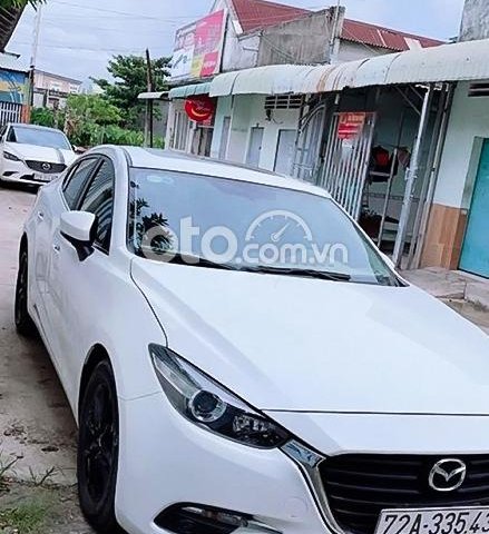 Bán Mazda 3 năm sản xuất 2019, màu trắng chính chủ, giá 578tr