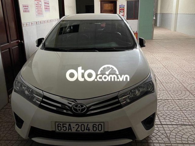 Bán ô tô Toyota Corolla Altis 2017, màu trắng, nhập khẩu nguyên chiếc còn mới0