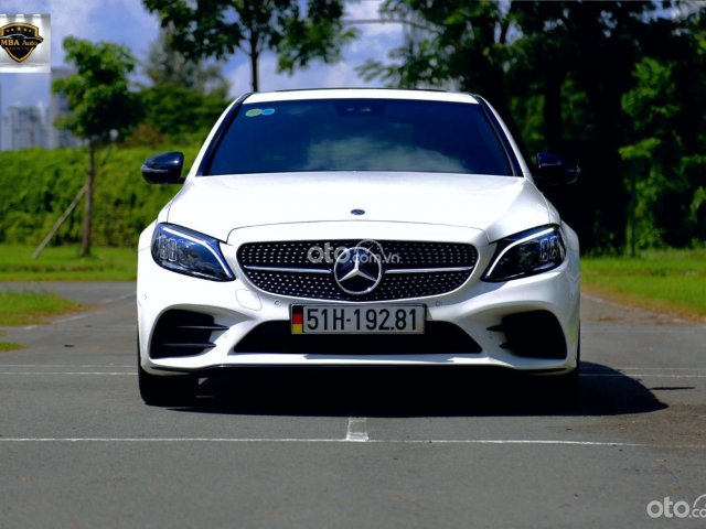 Mercedes Benz C300 AMG Model 2020