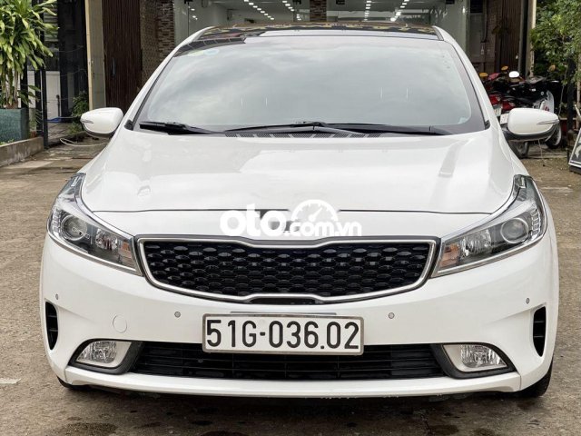 Bán xe Kia Cerato 1.6 AT sản xuất 2018, màu trắng còn mới, giá 509tr0