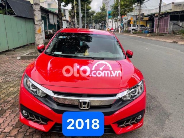 Cần bán xe Honda Civic năm 2018, màu đỏ, nhập khẩu