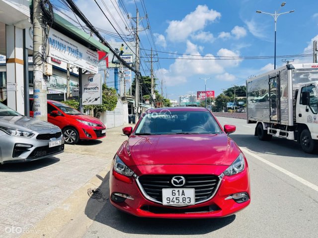 Bán Mazda 3 1.5AT bản Luxury năm sản xuất 2019