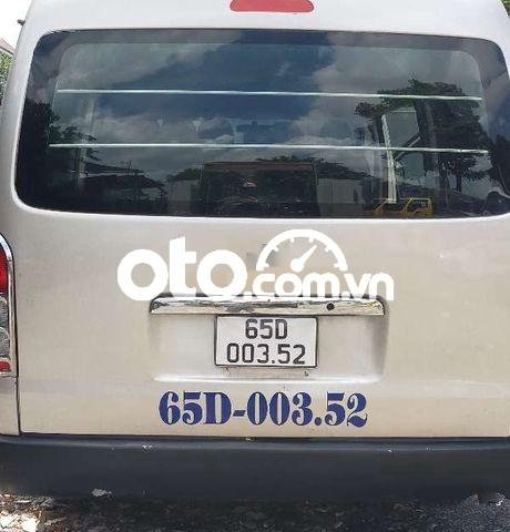 Bán Toyota Hiace sản xuất 2006, nhập khẩu nguyên chiếc