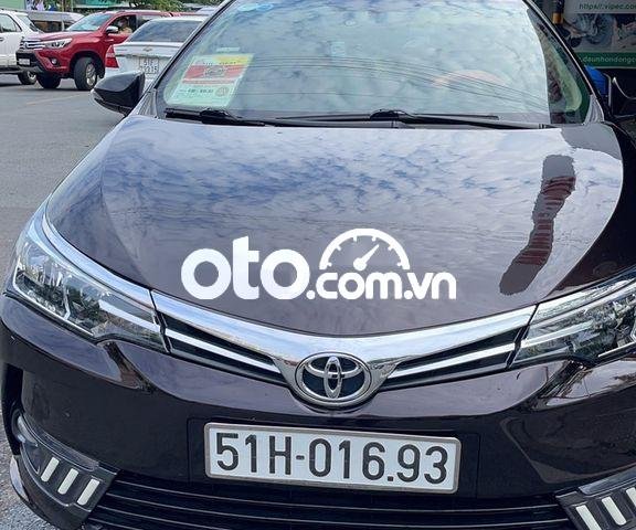 Xe Toyota Corolla Altis sản xuất năm 2019, màu nâu 