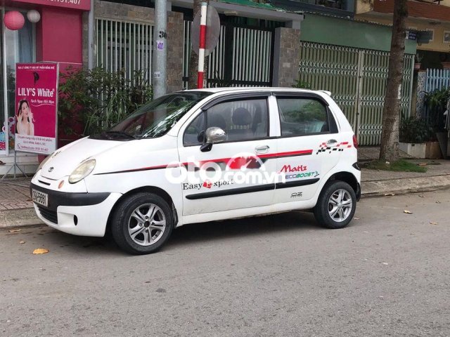 Xe Daewoo Matiz đời 2004, màu trắng còn mới