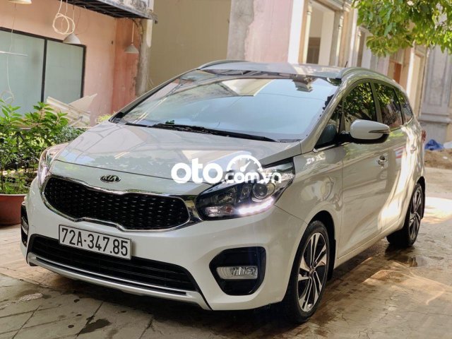 Cần bán xe Kia Rondo 2019, màu trắng  0