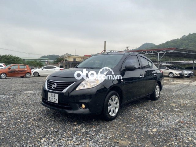 Bán ô tô Nissan Sunny sản xuất 2013, màu đen còn mới0