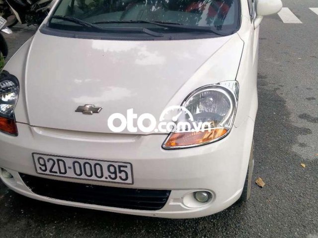 Cần bán Chevrolet Spark sản xuất năm 2011, màu trắng, nhập khẩu, giá 89tr0