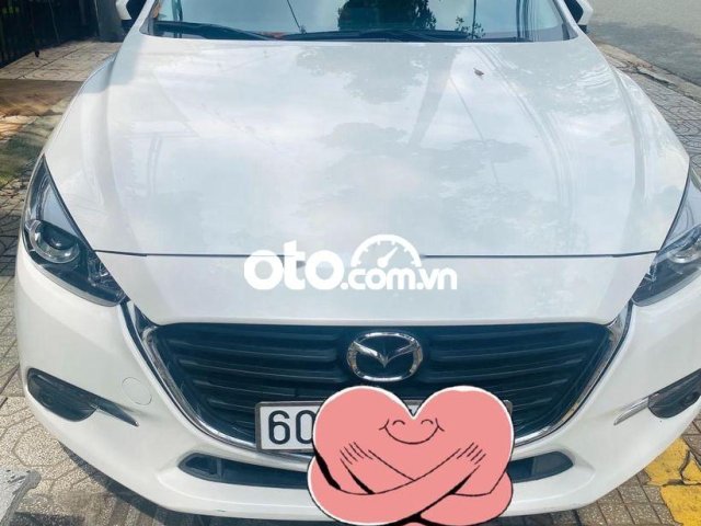 Bán Mazda 3 AT sản xuất 2019, màu trắng, nhập khẩu nguyên chiếc chính chủ0